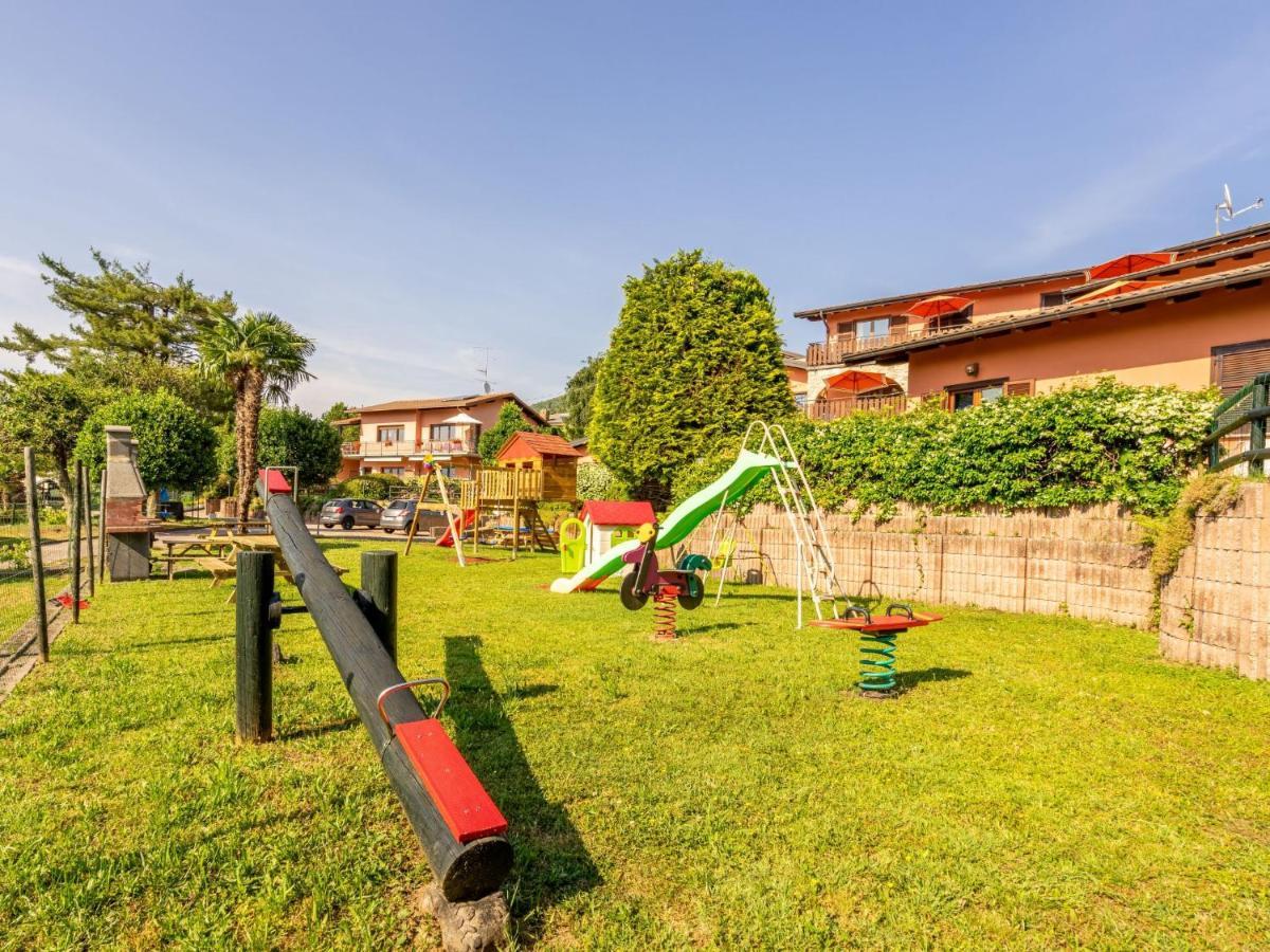Apartment Residenza Agrifoglio-16 By Interhome Luino Bagian luar foto